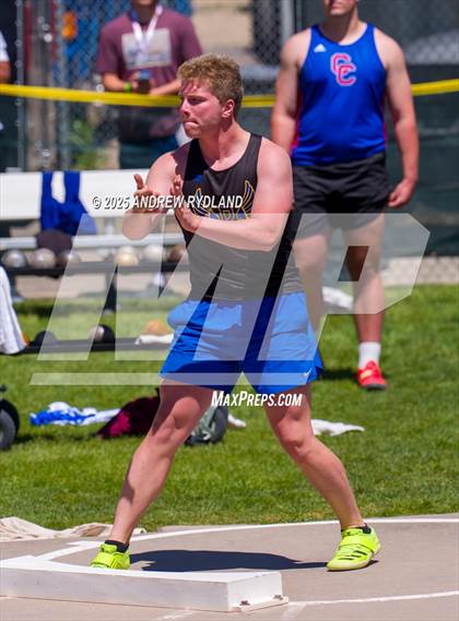 Thumbnail 2 in CHSAA 5A State Championships (Shotput Final) photogallery.