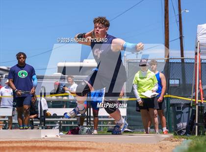 Thumbnail 2 in CHSAA 5A State Championships (Shotput Final) photogallery.