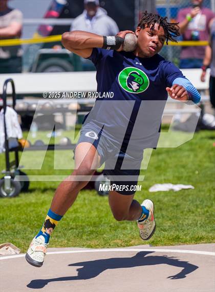 Thumbnail 2 in CHSAA 5A State Championships (Shotput Final) photogallery.