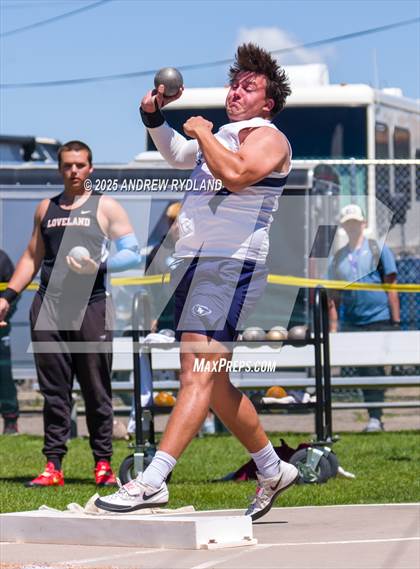 Thumbnail 2 in CHSAA 5A State Championships (Shotput Final) photogallery.