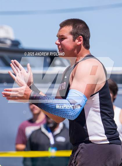 Thumbnail 3 in CHSAA 5A State Championships (Shotput Final) photogallery.
