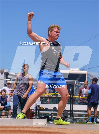 Thumbnail 1 in CHSAA 5A State Championships (Shotput Final) photogallery.