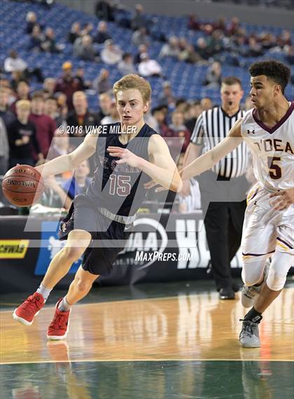 Thumbnail 2 in O'Dea vs. Mt. Spokane (WIAA 3A 1st Round Playoff)  photogallery.