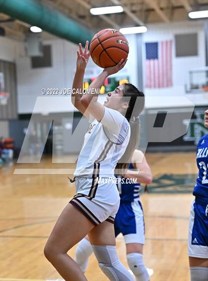 Thumbnail 3 in Devine vs Falls City (Marion Basketball Tournament) photogallery.