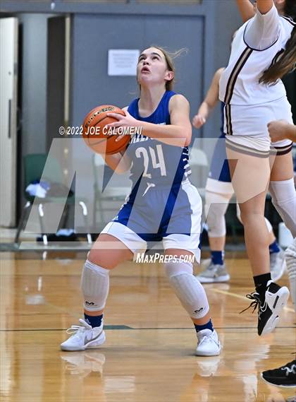 Thumbnail 1 in Devine vs Falls City (Marion Basketball Tournament) photogallery.