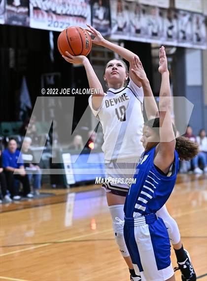Thumbnail 2 in Devine vs Falls City (Marion Basketball Tournament) photogallery.