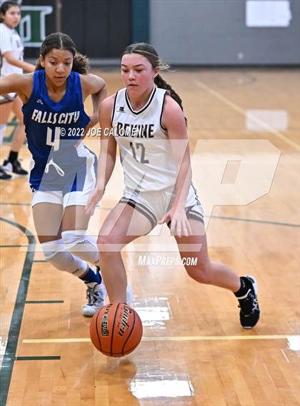Thumbnail 2 in Devine vs Falls City (Marion Basketball Tournament) photogallery.