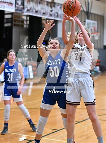 Thumbnail 1 in Devine vs Falls City (Marion Basketball Tournament) photogallery.