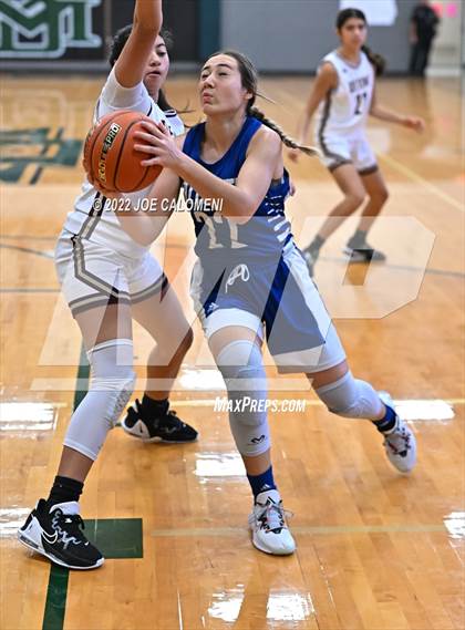 Thumbnail 2 in Devine vs Falls City (Marion Basketball Tournament) photogallery.