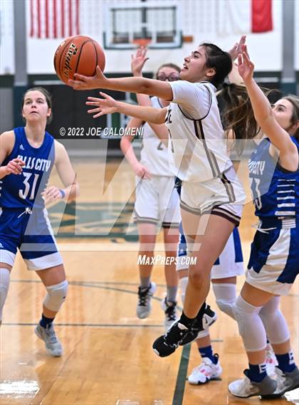 Thumbnail 2 in Devine vs Falls City (Marion Basketball Tournament) photogallery.