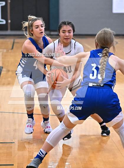 Thumbnail 2 in Devine vs Falls City (Marion Basketball Tournament) photogallery.