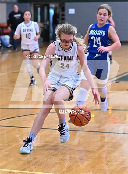 Thumbnail 1 in Devine vs Falls City (Marion Basketball Tournament) photogallery.