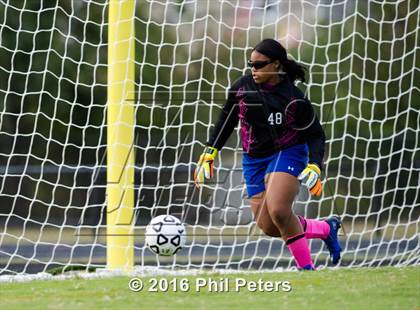 Thumbnail 1 in Stone vs. Westlake photogallery.