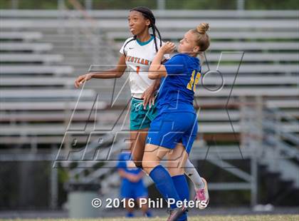 Thumbnail 1 in Stone vs. Westlake photogallery.