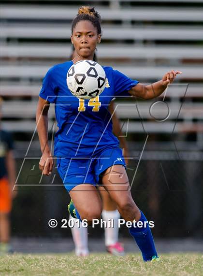 Thumbnail 1 in Stone vs. Westlake photogallery.