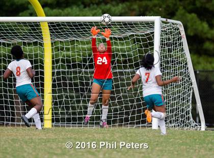 Thumbnail 3 in Stone vs. Westlake photogallery.