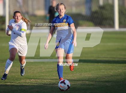 Thumbnail 3 in Lincoln vs. Atwater photogallery.