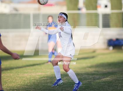 Thumbnail 3 in Lincoln vs. Atwater photogallery.