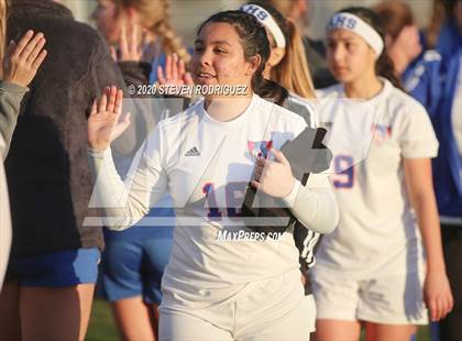 Thumbnail 3 in Lincoln vs. Atwater photogallery.