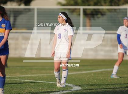 Thumbnail 3 in Lincoln vs. Atwater photogallery.
