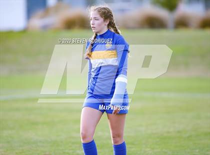 Thumbnail 2 in Lincoln vs. Atwater photogallery.