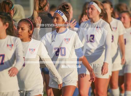 Thumbnail 1 in Lincoln vs. Atwater photogallery.