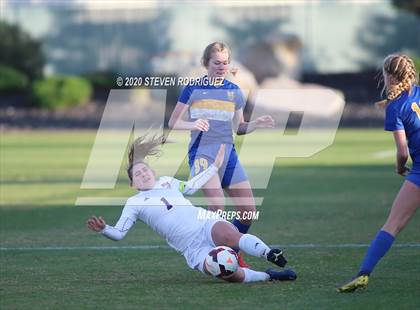 Thumbnail 3 in Lincoln vs. Atwater photogallery.