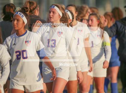 Thumbnail 2 in Lincoln vs. Atwater photogallery.