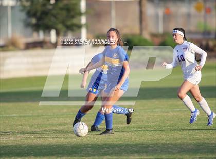 Thumbnail 3 in Lincoln vs. Atwater photogallery.