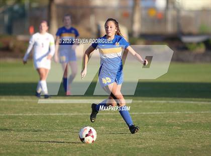Thumbnail 1 in Lincoln vs. Atwater photogallery.