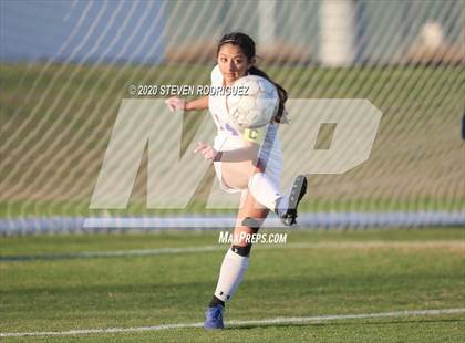 Thumbnail 2 in Lincoln vs. Atwater photogallery.
