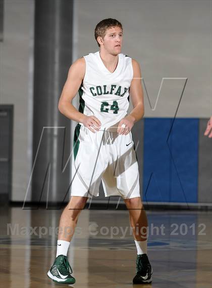 Thumbnail 2 in Chico vs. Colfax (Les Curry Invitational) photogallery.