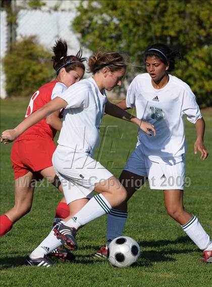 Thumbnail 3 in Mira Loma @ Rio Americano photogallery.