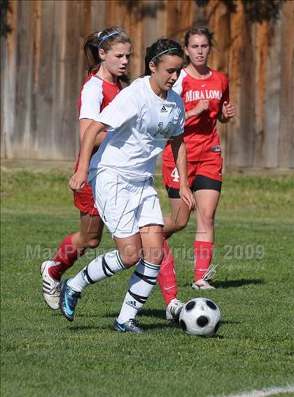Thumbnail 1 in Mira Loma @ Rio Americano photogallery.
