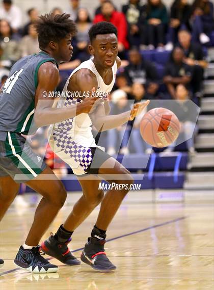 Thumbnail 2 in St. Augustine vs. Helix (San Diego Tip-Off Challenge) photogallery.
