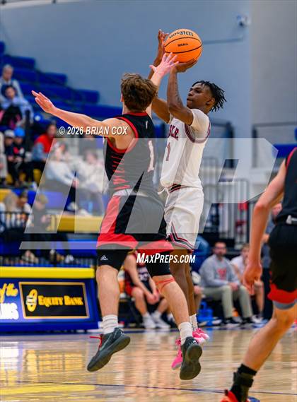 Thumbnail 1 in Earle vs. Vilonia photogallery.