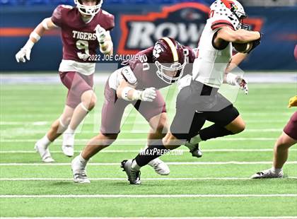 Thumbnail 2 in Dripping Springs vs Harlingen (UIL 6A Regional Quarterfinals) photogallery.