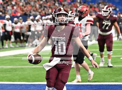 Thumbnail 1 in Dripping Springs vs Harlingen (UIL 6A Regional Quarterfinals) photogallery.