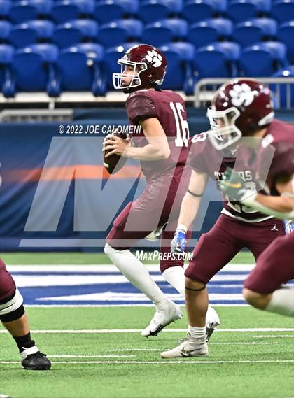 Thumbnail 2 in Dripping Springs vs Harlingen (UIL 6A Regional Quarterfinals) photogallery.