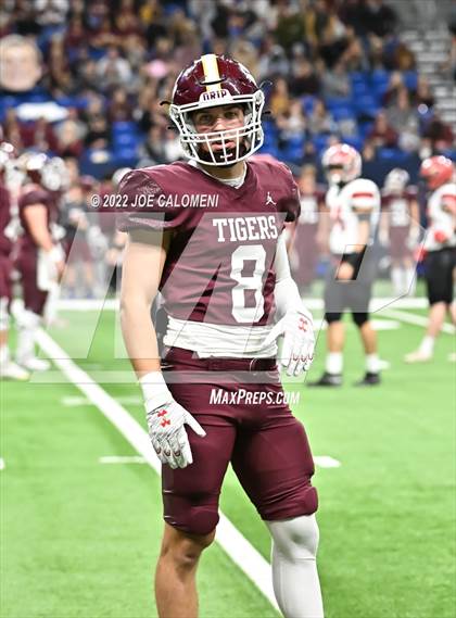 Thumbnail 2 in Dripping Springs vs Harlingen (UIL 6A Regional Quarterfinals) photogallery.