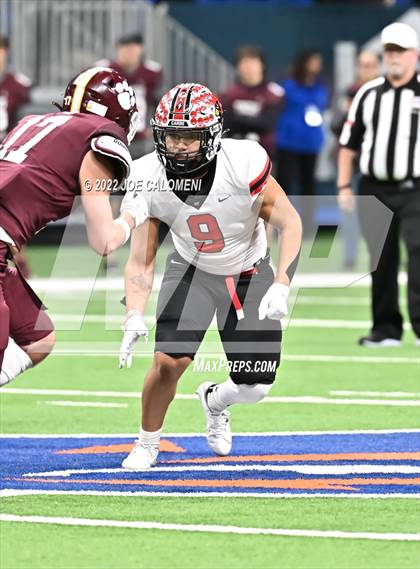 Thumbnail 2 in Dripping Springs vs Harlingen (UIL 6A Regional Quarterfinals) photogallery.