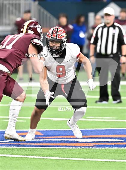 Thumbnail 3 in Dripping Springs vs Harlingen (UIL 6A Regional Quarterfinals) photogallery.