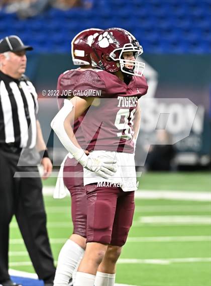 Thumbnail 1 in Dripping Springs vs Harlingen (UIL 6A Regional Quarterfinals) photogallery.