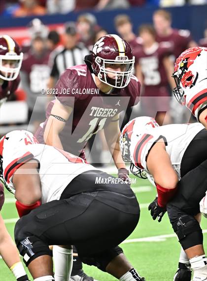 Thumbnail 1 in Dripping Springs vs Harlingen (UIL 6A Regional Quarterfinals) photogallery.