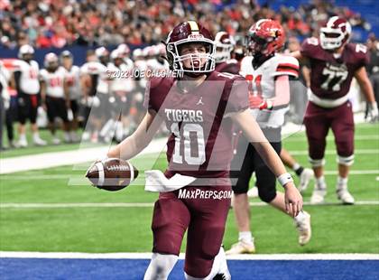 Thumbnail 3 in Dripping Springs vs Harlingen (UIL 6A Regional Quarterfinals) photogallery.