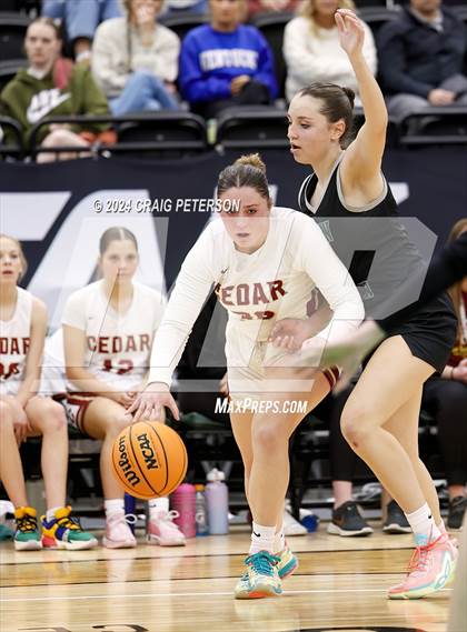 Thumbnail 1 in Green Canyon vs. Cedar (UHSAA 4A Quarterfinals) photogallery.