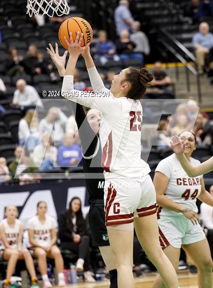 Thumbnail 2 in Green Canyon vs. Cedar (UHSAA 4A Quarterfinals) photogallery.