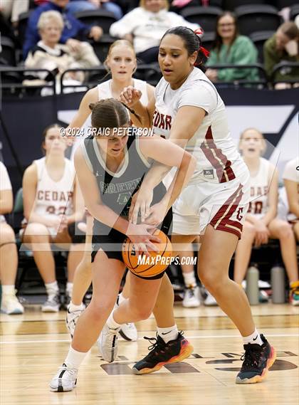 Thumbnail 3 in Green Canyon vs. Cedar (UHSAA 4A Quarterfinals) photogallery.