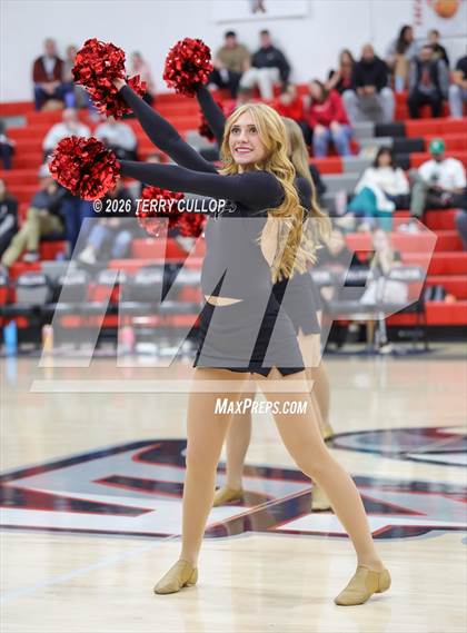 Thumbnail 3 in Alta "Hawkettes" photogallery.