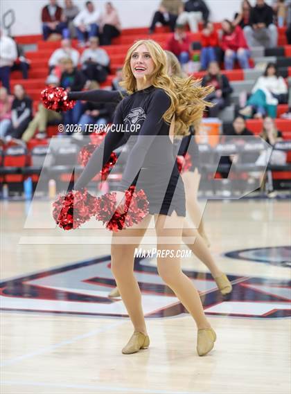 Thumbnail 2 in Alta "Hawkettes" photogallery.